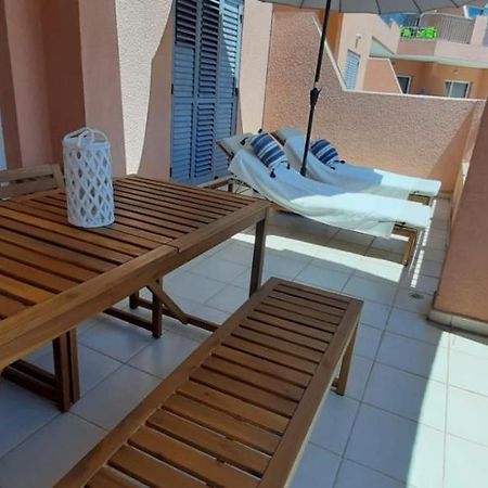 Limnaria Gardens - Superb Modern 1 Bed Apartment With Pool Views Paphos Kültér fotó
