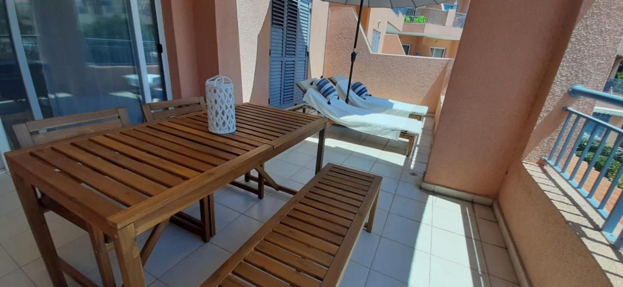 Limnaria Gardens - Superb Modern 1 Bed Apartment With Pool Views Paphos Kültér fotó
