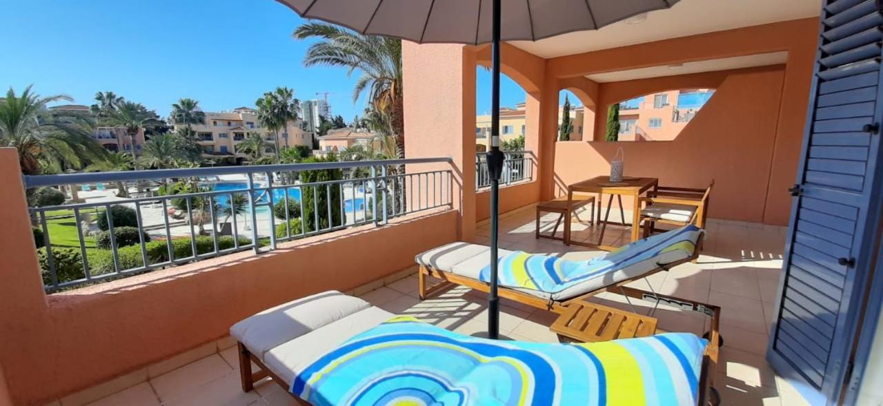 Limnaria Gardens - Superb Modern 1 Bed Apartment With Pool Views Paphos Kültér fotó
